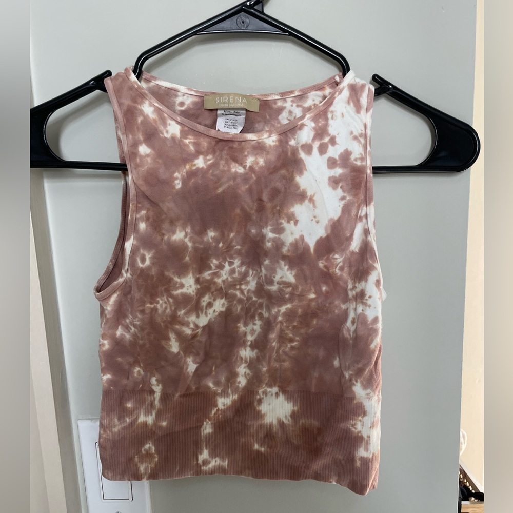 Pink and white tie dye tank top